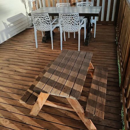 Mobil Home For Chilling Out Camping Park *** Foix Esterno foto