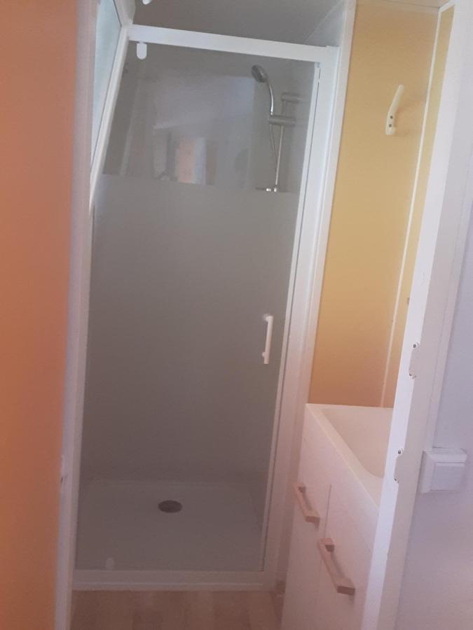 Mobil Home For Chilling Out Camping Park *** Foix Esterno foto